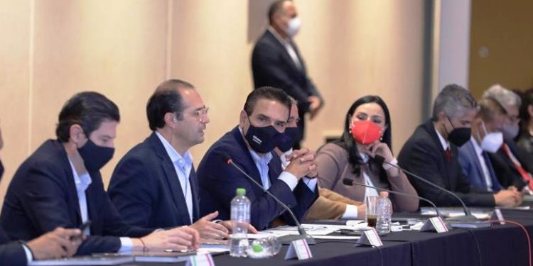 Michoacán, con bases firmes para alcanzar la paz: Silvano