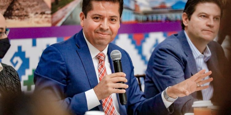 Turismo, clave para sacar adelante a Michoacán y a México: Antonio García