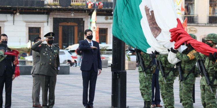 Conmemora Ayuntamiento de Morelia aniversario del inicio de la Independencia