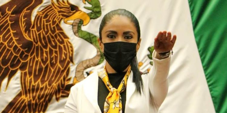 Unión de esfuerzos, inclusión y defensa de Michoacán, bandera del PRD en la LXXV Legislatura: Fanny Arreola