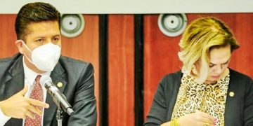 COINCIDEN SENADORES Y EMPRESARIOS EN IMPULSAR EL MODELO DE TURISMO DE DESARROLLO RECÍPROCO