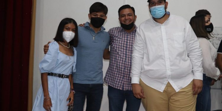 Con éxito se desarrolla conservatorio de jóvenes en Apatzingán