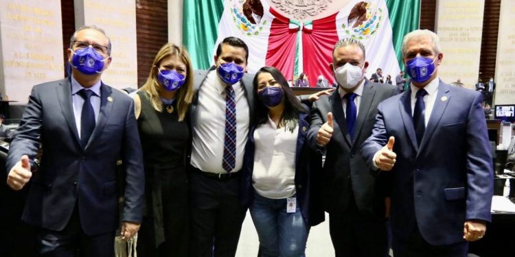 LOS MICHOACANOS MERECEN ACCIONES Y NO DISCURSOS: DIPUTADOS FEDERALES PAN