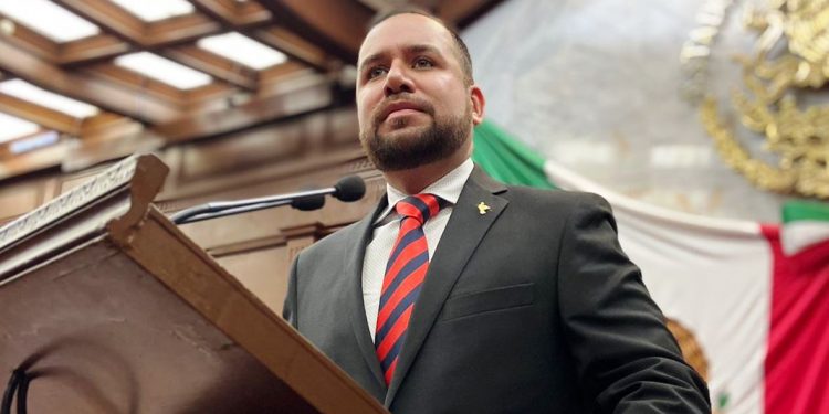 De la mano del Presidente de México y con el Plan de Apoyo para Michoacán, nos irá muy bien: Reyes Galindo.