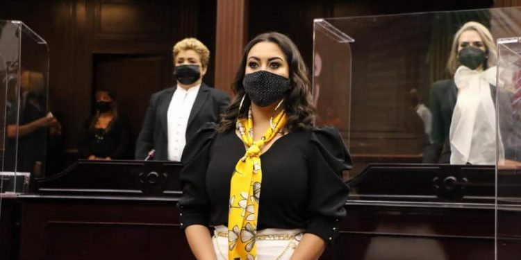 Urge dar cumplimiento al mandato judicial para vacunación de menores contra el Covid-19: Mónica Valdez