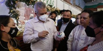 Inaugura Gobernador Feria de la Esfera en Tlalpujahua
