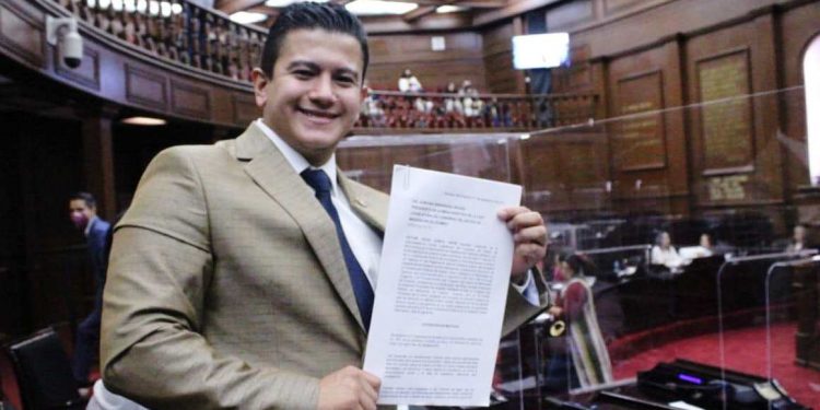 Con acciones contundentes la vida de las personas en situación de vulnerabilidad cambiará en Michoacán: Víctor Zurita