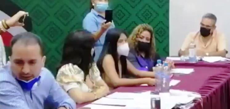 Regidora Independiente de Apatzingán alista recorrido en colonias