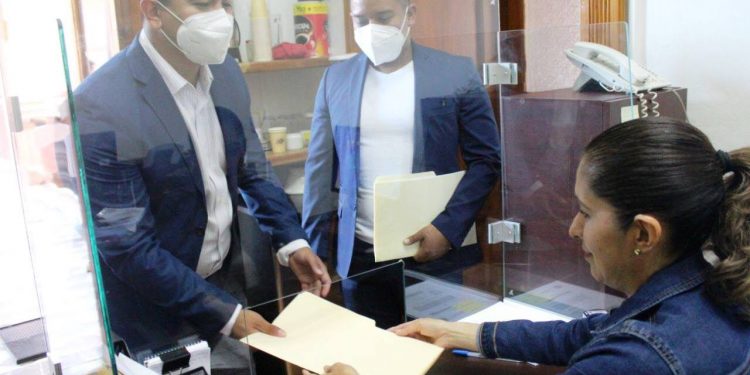 Pensando en los michoacanos que	más	lo necesitan, presenta Víctor	Zurita su agenda legislativa por la	inclusión