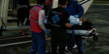 Apoya SSP con traslado aéreo de 2 pacientes implicados en el accidente automovilístico de Edomex 