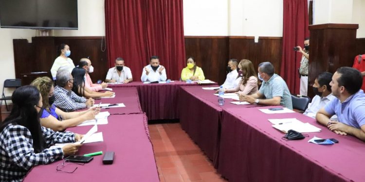 Aprueban adelanto de participaciones para ejecutar más obras en 2022