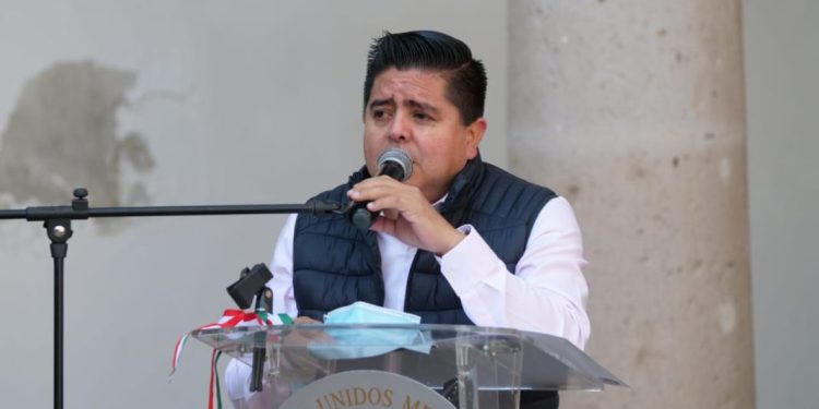 Continúa Bienestar Michoacán entrega de tarjetas a Adultos Mayores de nuevo ingreso