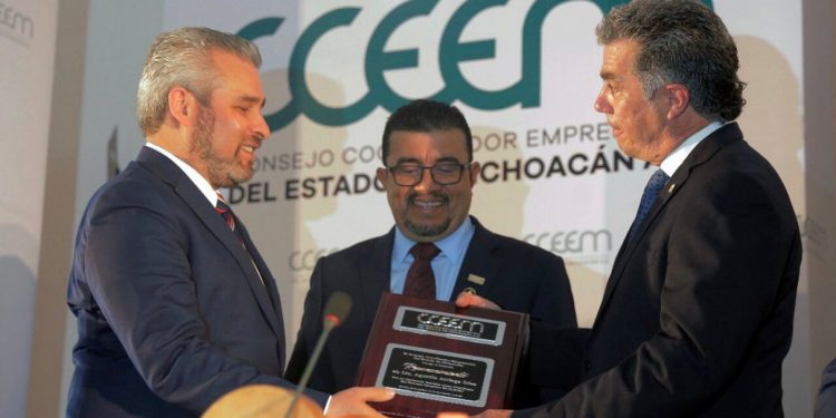 Invertirá Birmex mil 200 millones en centro regional en Michoacán, anuncia Bedolla.