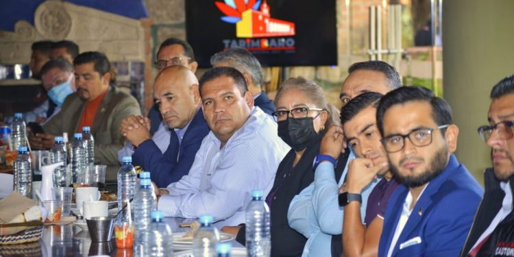 Se reúne alcalde de Tarímbaro con empresarios