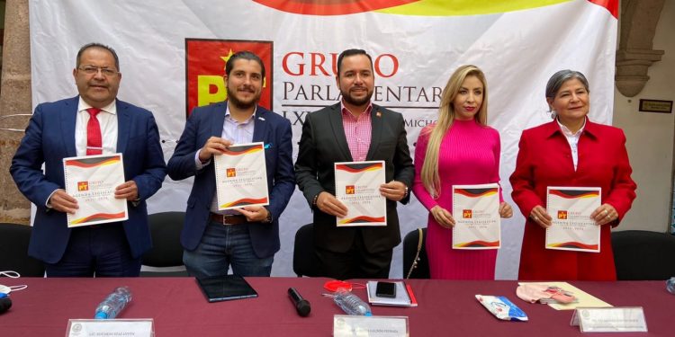 Diputadas y Diputados del PT serán la vanguardia legislativa de la #4T en Michoacán