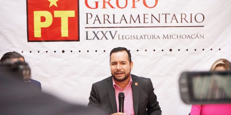 Transparencia y eficacia, serán los sellos del PT en el Congreso de Michoacán: Reyes Galindo