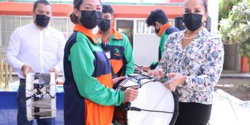 Prioritario trabajar por entornos saludables para niños y jóvenes: Julieta Gallardo.