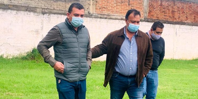 El alcalde de Pátzcuaro retoma el caso del programa «Papelito Habla» ante solicitud de afectados