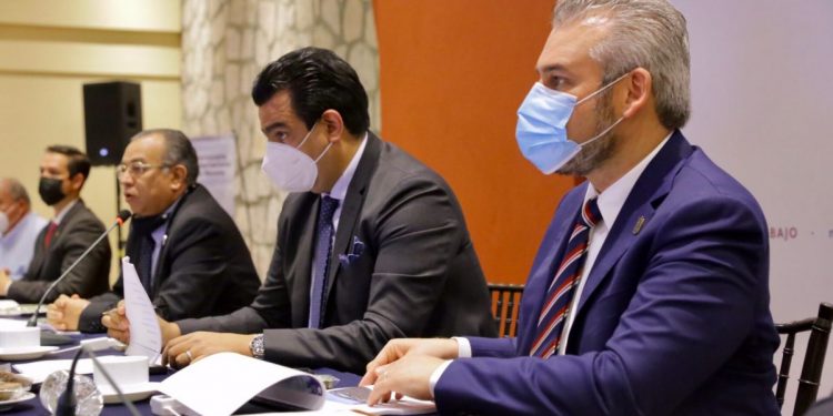 Gobierno reforzará operatividad de los aeropuertos estatales.