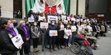 Diputados federales de Morena dan la espalda al pueblo de México: PRD Michoacán