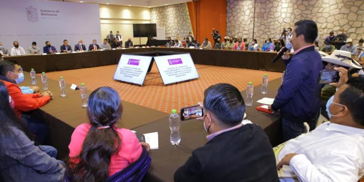 Más pueblos indígenas se suman al trabajo coordinado en seguridad con Gobierno de Michoacán