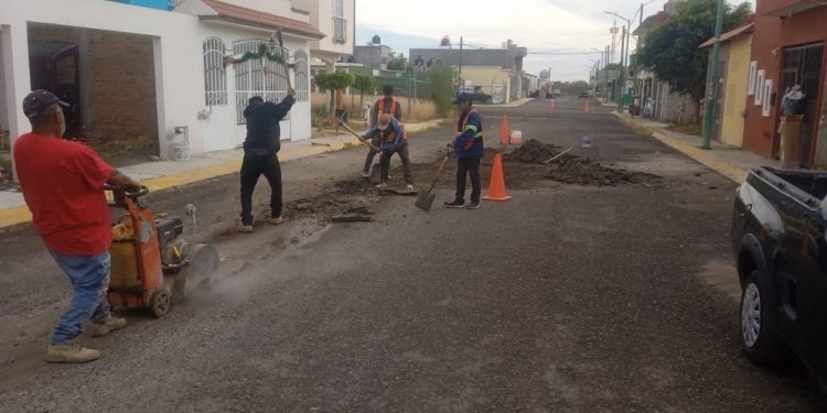 Gobierno Municipal realiza acciones de bacheo en zona sur y poniente de Morelia