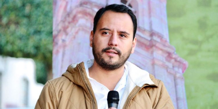 Apoya gobierno municipal a emprendedores indaparapenses