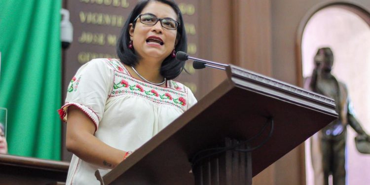 Aumento a la tarifa del agua potable de Morelia, pega a los más pobres: Eréndira Isauro