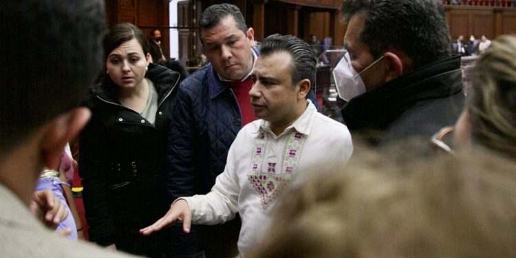 Todos los partidos políticos aprobaron presupuesto 2022: Fidel Calderón