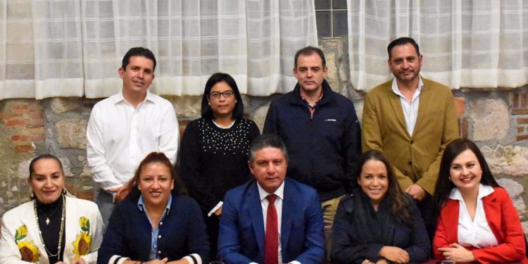 Diputados se reunieron con el rector de la UMSNH para analizar presupuesto que se le asignará para el Ejercicio Fiscal 2022