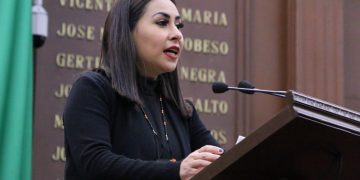 Convoca Gloria Tapia a los ayuntamientos y sociedad a no relajar medidas contra COVID-19 y ómicron