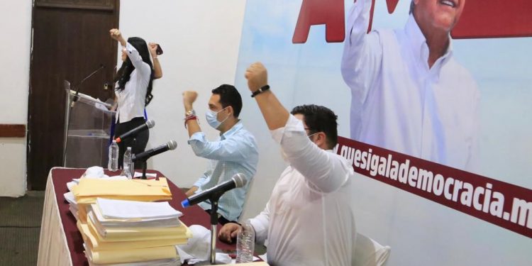 La consulta ciudadana va, con INE o sin INE: Fidel Calderón