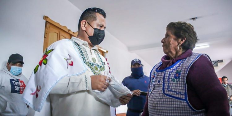 Reafirma Torres Piña voluntad de gobierno de trabajar con comunidades indígenas