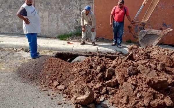 Ayuntamiento de Tarímbaro restablece suministro de agua en Valle Real