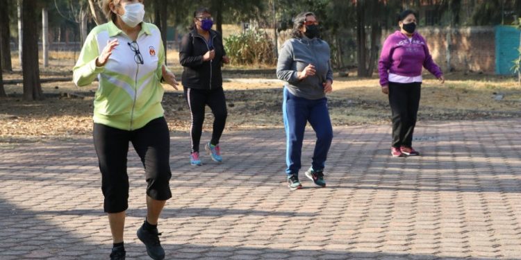Aplaude atleta moreliana, acciones de IMCUFIDE en beneficio de adultos mayores