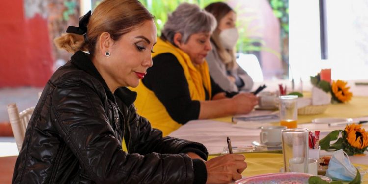 Diseña PRD Michoacán acciones para fortalecer su estructura de mujeres