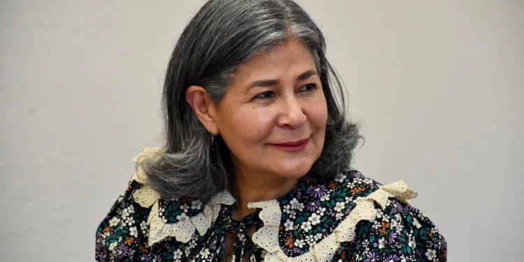 Impulsa Mayela Salas Parlamento abierto