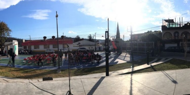 Alfonso Martínez recupera espacio deportivo y área cívico-cultural en Ocolusen