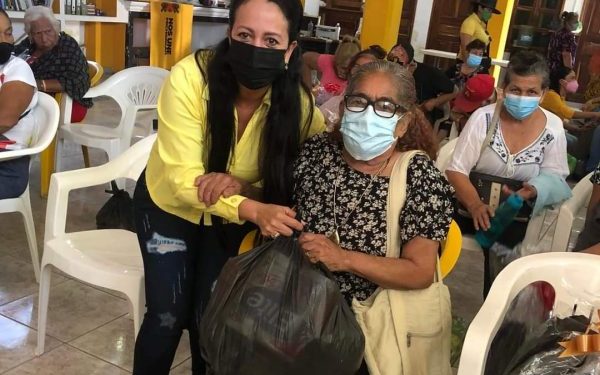 Militantes del PRD Reconocen gestión y apoyo de Verónica Castellanos regidora de Apatzingán