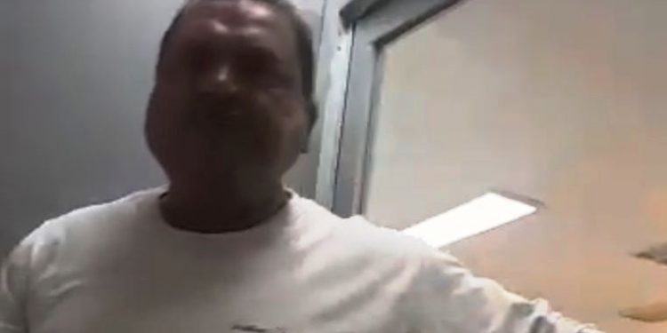 Denuncian presunta agresión de doctor del ISSSTE de Apatzingán contra paciente