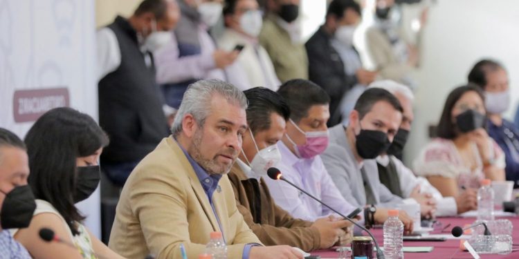 Para región Uruapan, más de 810 mdp en inversiones para el desarrollo este año: Bedolla