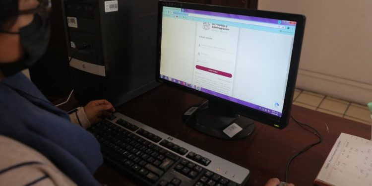 Plataforma digital, alternativa confiable para tramitar reemplacamiento: SFA