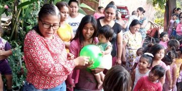 Importante la gestión y apoyar a quienes menos tienen; Julieta Vargas Tinoco secretaria general del PRI en Apatzingán