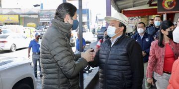 Locatarios y Gobierno Municipal van por el ordenamiento del Mercado de Abastos