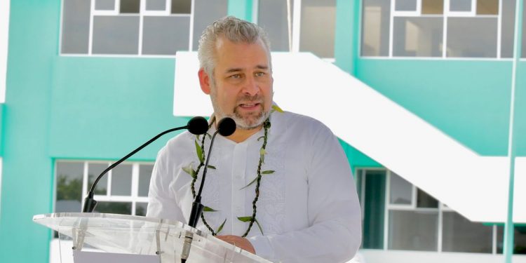 Llama Gobierno de Michoacán a regresar a las aulas en Lázaro Cárdenas