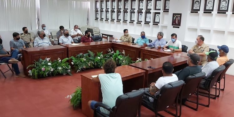 Llama Gobierno estatal a pescadores a evitar afectaciones a la economía nacional