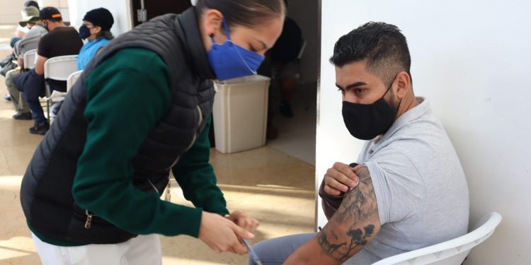 Más de 9 mil vacunas aplicadas en enero en el Colegio de Morelia