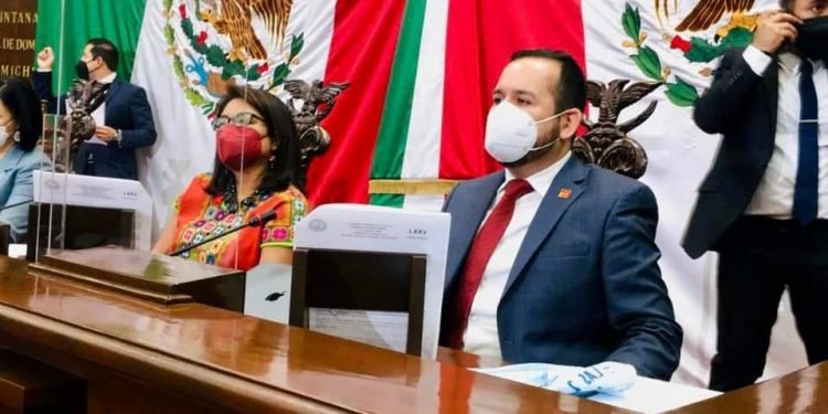 Propone Reyes Galindo cancelación de licencias a quienes provoquen accidentes bajo los influjos del alcohol