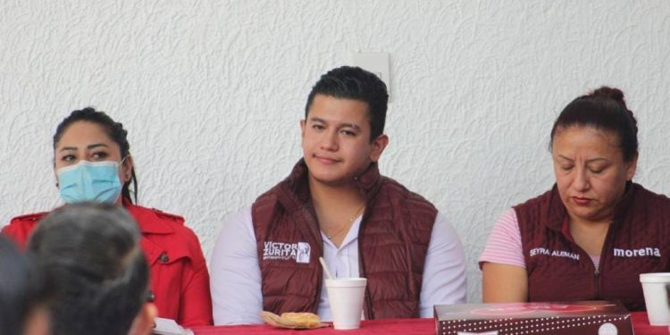 Víctor Zurita recorre los municipios de Múgica, Uruapan y Paracho