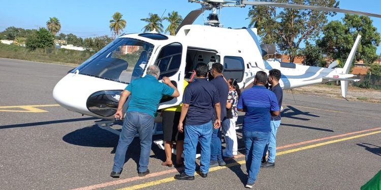 Tras accidente en la Siglo XXI, Servicios Aéreos traslada a un hombre para su atención médica especializada